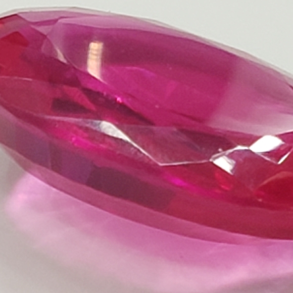 Ruby gemstone - Picture 6 of 15